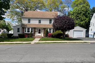 22 Carmel St, Hartford, CT 06106 - Photo 2