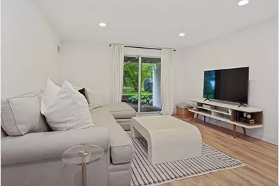 253 New Norwalk Road #5, New Canaan, CT 06840 - Photo 24