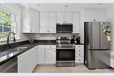 181 Crescent Circle, Cheshire, CT 06410 - Photo 8