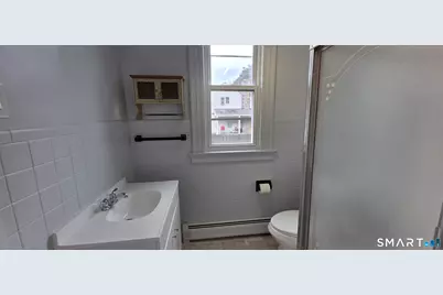 140 Spring Street, Windsor Locks, CT 06096 - Photo 8