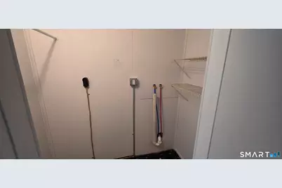 140 Spring Street, Windsor Locks, CT 06096 - Photo 10