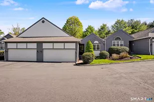 29 Greystone, Shelton, CT 06484 - Photo 18