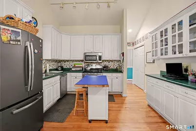 29 Greystone #29, Shelton, CT 06484 - Photo 8