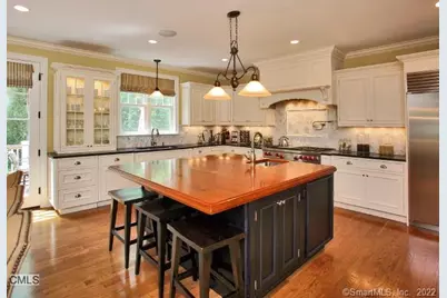 20 Grassy Plains Road #20, Westport, CT 06880 - Photo 2