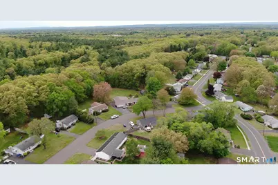 30 Alban Road, Enfield, CT 06082 - Photo 38