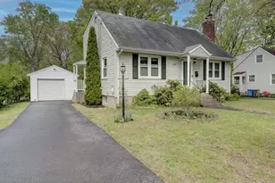 123 Bretton Rd, Manchester, CT 06042 - Photo 2