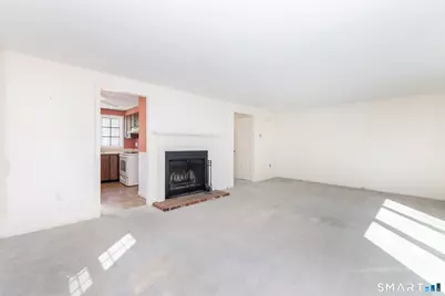 32 Patriots Square #32, Mansfield, CT 06250 - Photo 6