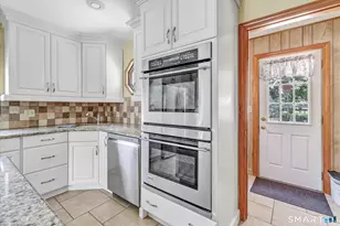 34 Terrill Rd, Stratford, CT 06614 - Photo 18