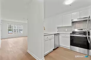 468 Main St, East Lyme, CT 06357 - Photo 22