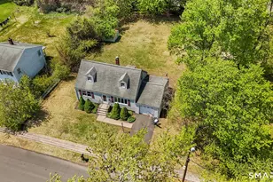 4 Bowen Rd, North Haven, CT 06473 - Photo 34