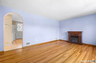 4 Bowen Rd, North Haven, CT 06473 - Photo 24