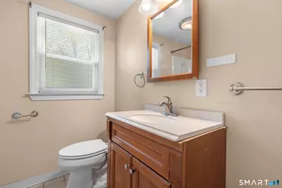 4 Bowen Road, North Haven, CT 06473 - Photo 18