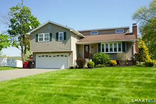 150 Tulip Dr, Meriden, CT 06450 - Photo 2