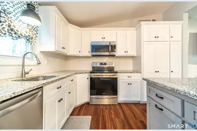 360 West Shepard Avenue, Hamden, CT 06514 - Photo 14