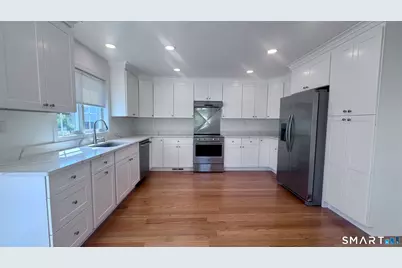44 Mettler Street #A, Woodbridge, CT 06525 - Photo 14