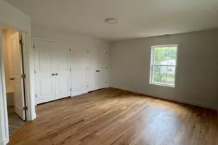 1686 Litchfield Turnpike, Woodbridge, CT 06525 - Photo 14