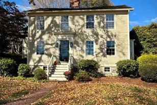 29 New City St, Essex, CT 06426 - Photo 2