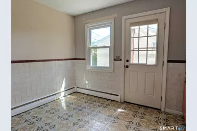 48 Amherst Street, Hartford, CT 06114 - Photo 14