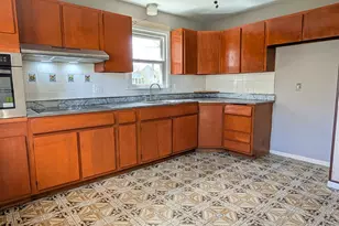 48 Amherst St, Hartford, CT 06114 - Photo 12
