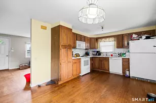 267 Bamford Ave, Waterbury, CT 06708 - Photo 16