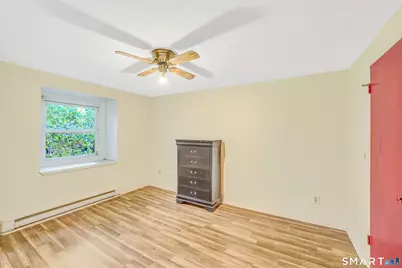364 Colonial Avenue #7B, Waterbury, CT 06704 - Photo 2