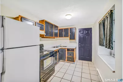 364 Colonial Avenue #7B, Waterbury, CT 06704 - Photo 4