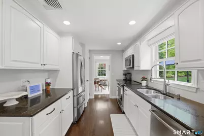 182 Hollow Tree Ridge Road, Darien, CT 06820 - Photo 12