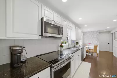 182 Hollow Tree Ridge Road, Darien, CT 06820 - Photo 10
