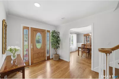 33 Club Circle, Stamford, CT 06905 - Photo 4
