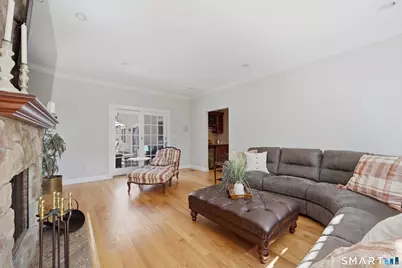33 Club Circle, Stamford, CT 06905 - Photo 12