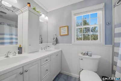 33 Club Circle, Stamford, CT 06905 - Photo 26
