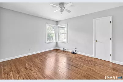 48 Mountain Street, Derby, CT 06418 - Photo 16