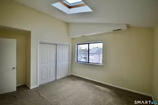 18 Amsterdam Ave, Bridgeport, CT 06606 - Photo 14
