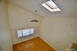 18 Amsterdam Ave, Bridgeport, CT 06606 - Photo 22