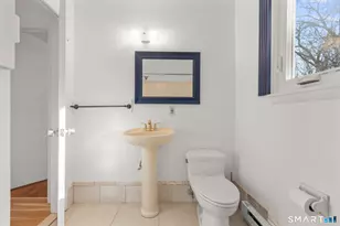 121 Lexington Ave, New Haven, CT 06513 - Photo 16