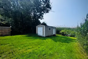 102 Surf Ave, Milford, CT 06460 - Photo 8