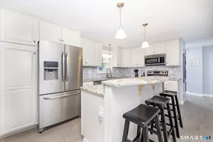 273 Dix Rd, Wethersfield, CT 06109 - Photo 8