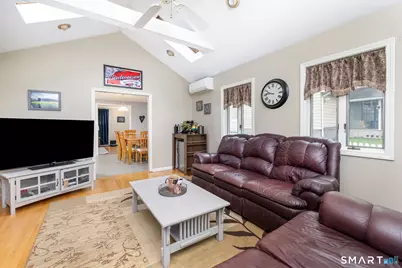273 Dix Road, Wethersfield, CT 06109 - Photo 14