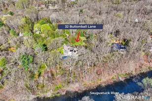 32 Buttonball Ln, Weston, CT 06883 - Photo 4