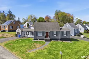 119 Celia Dr, Waterbury, CT 06705 - Photo 2