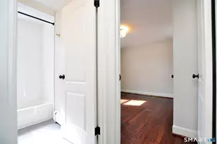 109 Westphal St, West Hartford, CT 06110 - Photo 18