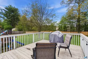 25 Toll Gate Rd, Wethersfield, CT 06109 - Photo 32