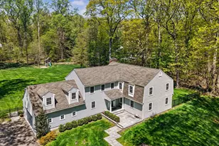 4 Cardinal Ln, Westport, CT 06880 - Photo 2