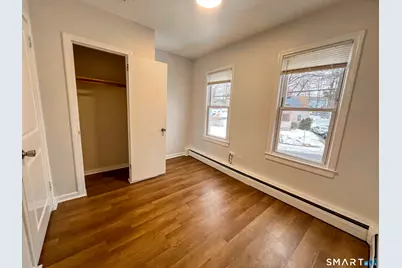 8 Locust Street, New Britain, CT 06051 - Photo 4