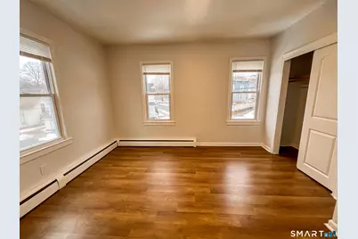 8 Locust Street, New Britain, CT 06051 - Photo 2