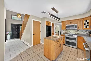 26 Hampton Dr, Manchester, CT 06040 - Photo 6
