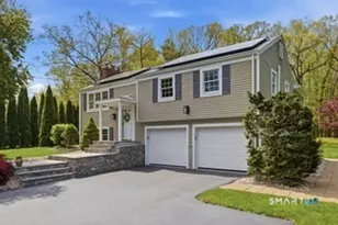 3 Ledgewood Dr, Farmington, CT 06032 - Photo 2