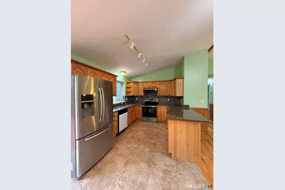 26 Tourtellotte Road, Putnam, CT 06260 - Photo 8