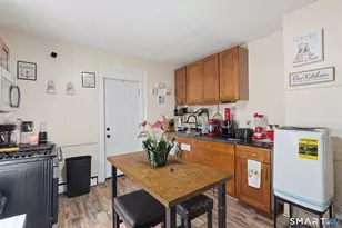 84 Prospect St, New Britain, CT 06051 - Photo 4