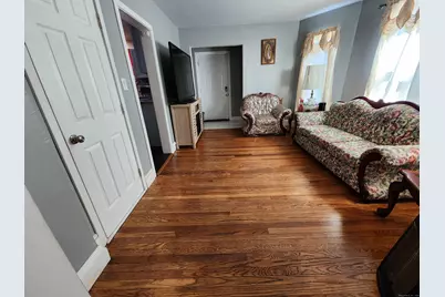 69 Willow Street, New Britain, CT 06051 - Photo 6